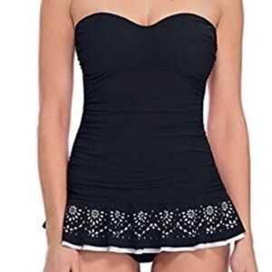 EUC PROFILE BY GOTTEX STRAPLESS SWIM DRESS